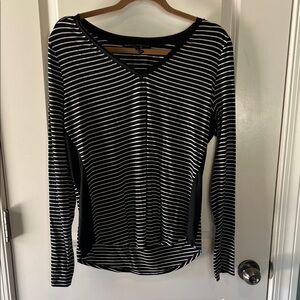 White House Black Market V-Neck Striped Long Sleeve Top